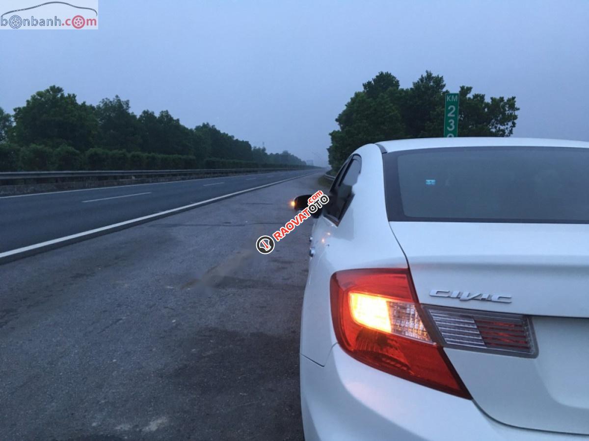 Bán ô tô Honda Civic 2.0 AT sản xuất năm 2015, màu trắng chính chủ-2