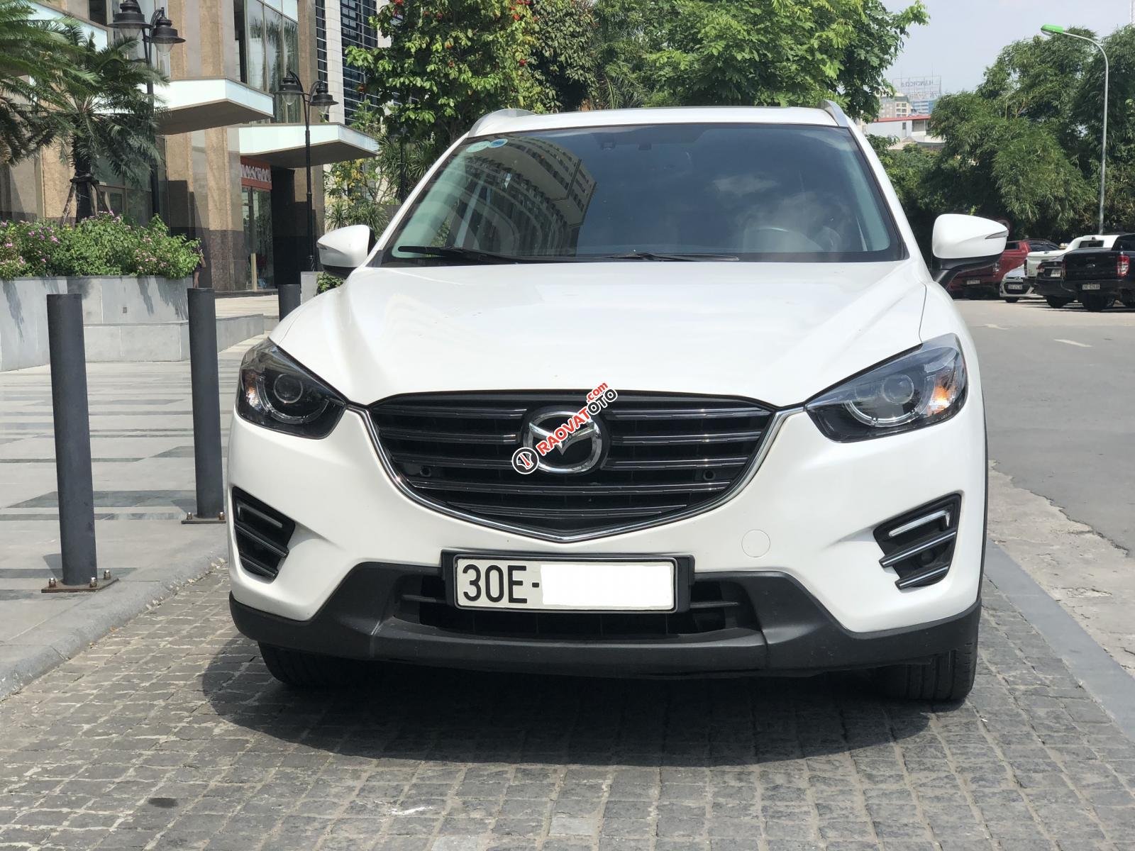 Bán Mazda CX 5 2.5AT năm 2017, màu trắng-0
