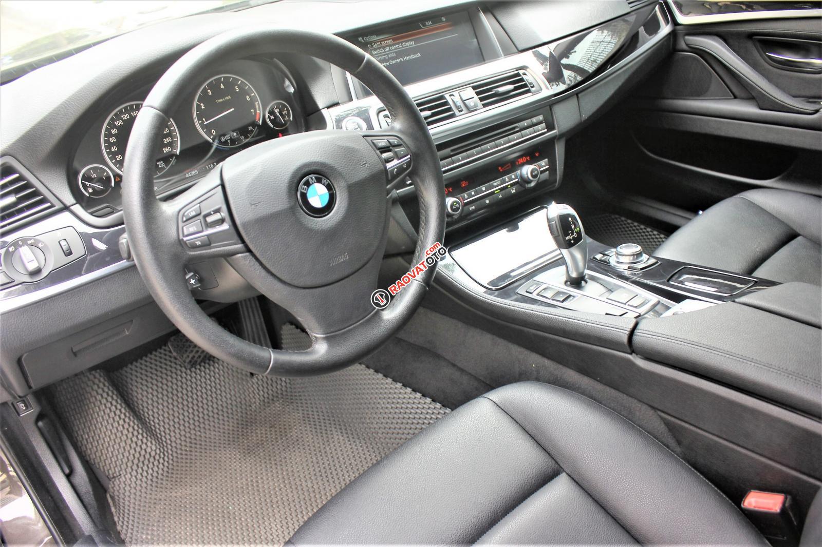 Cần bán xe BMW 5 Series 520i 2015, bản Full Option siêu đẹp-11