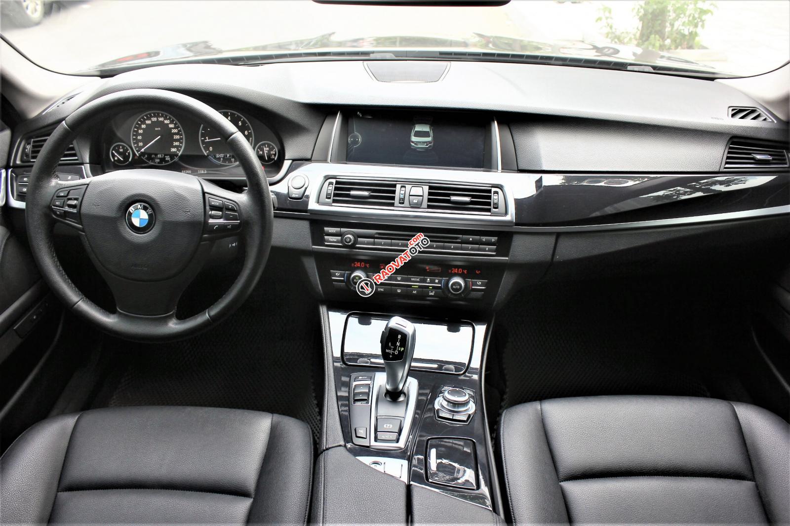 Cần bán xe BMW 5 Series 520i 2015, bản Full Option siêu đẹp-6