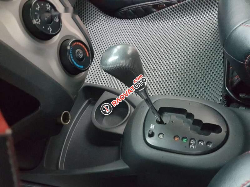 Bán Toyota Yaris 1.3 năm 2010, màu trắng, nhập khẩu xe gia đình, giá 398tr-1