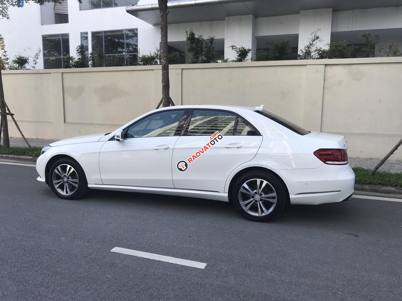 Xe Mercedes E250 2014, màu trắng chính chủ-6