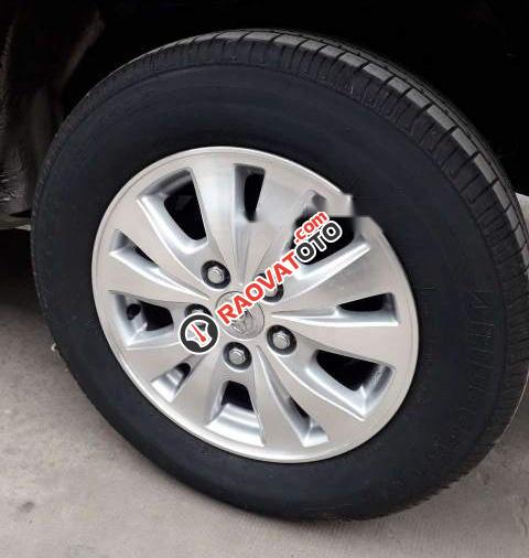 Bán xe Toyota Innova GSR đời 2010, màu vàng cát-2