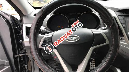 Bán xe Hyundai Veloster 1.6 AT 2011, màu đen, 415tr-7