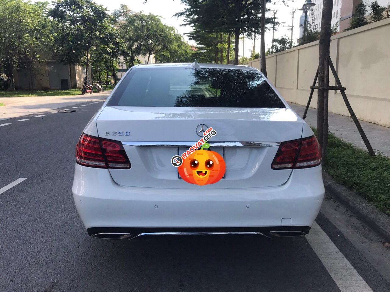Xe Mercedes E250 2014, màu trắng chính chủ-7