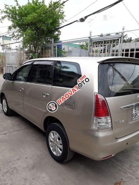 Bán xe Toyota Innova GSR đời 2010, màu vàng cát-4