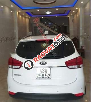 Cần bán xe Kia Rondo GATH năm 2016, màu trắng chính chủ, bản full đồ-4