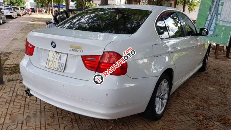 Bán BMW 325i 2011, màu trắng, nhập khẩu, 585 triệu-5