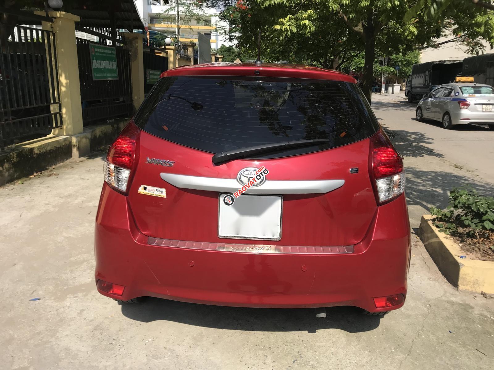 Cần bán xe Toyota Yaris E sản xuất năm 2016, màu đỏ, nhập khẩu nguyên chiếc-3