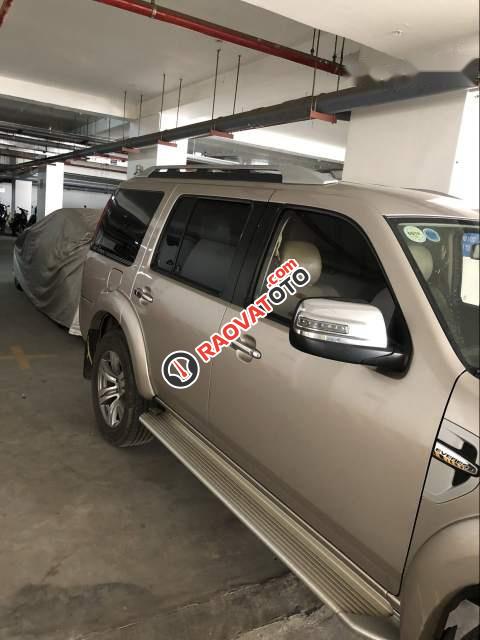 Bán xe Ford Everest AT sản xuất 2011, màu bạc, chính chủ -3