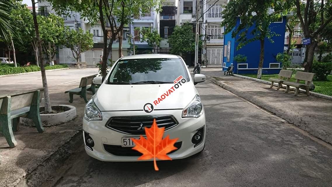 Bán Mitsubishi Attrage CVT năm 2015, màu trắng, xe nhập, xe nhà mới đi 16.000km-1