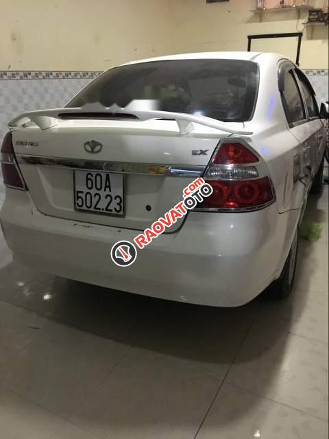 Cần bán xe Daewoo Gentra MT đời 2009, màu trắng, xe đẹp-0