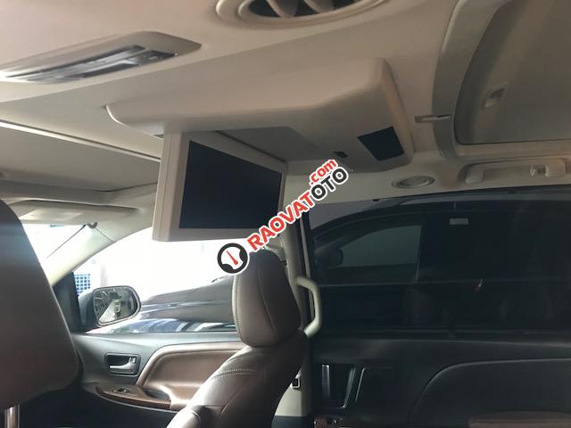 Bán Toyota Sienna Limited biển Hà Nội, màu trắng nội thất nâu, xe sản xuất tháng 8/2015 đăng ký 2016, chạy hơn 30.000Km-6