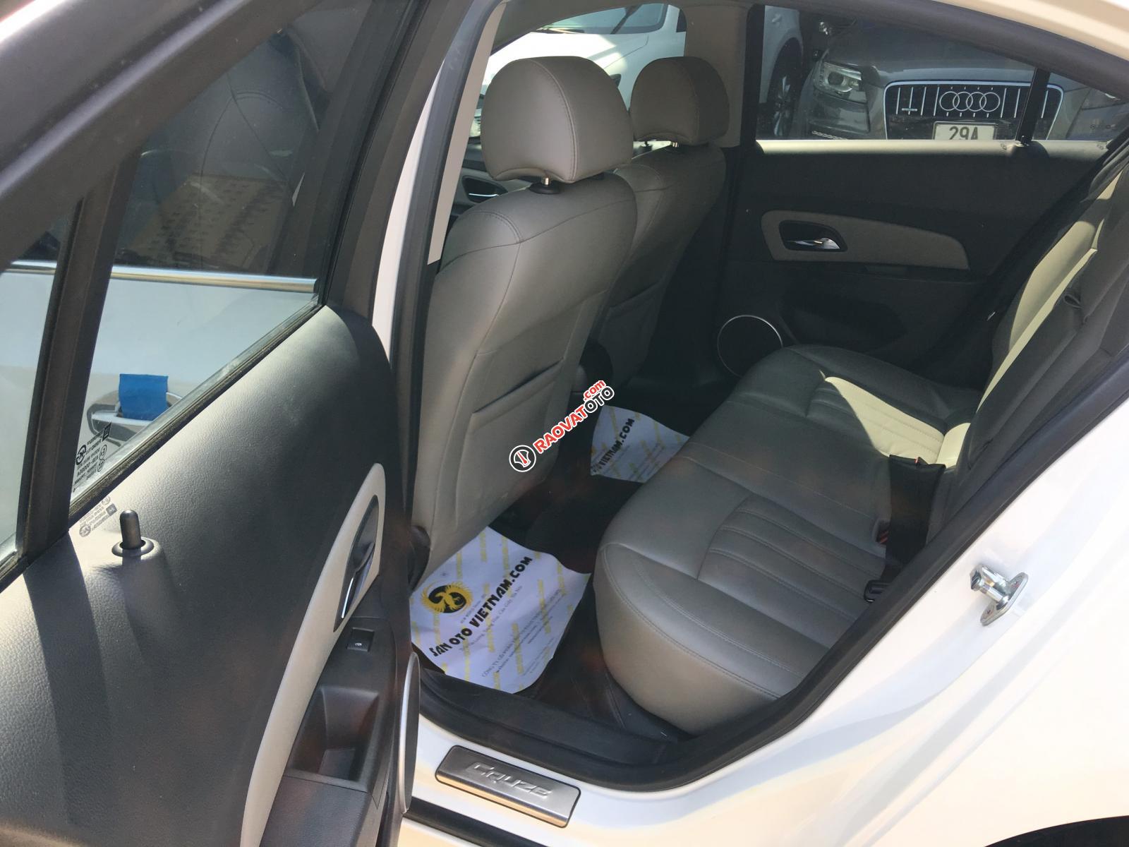 Bán Chevrolet Cruze 1.8 LTZ 2016, màu trắng, giá tốt-2