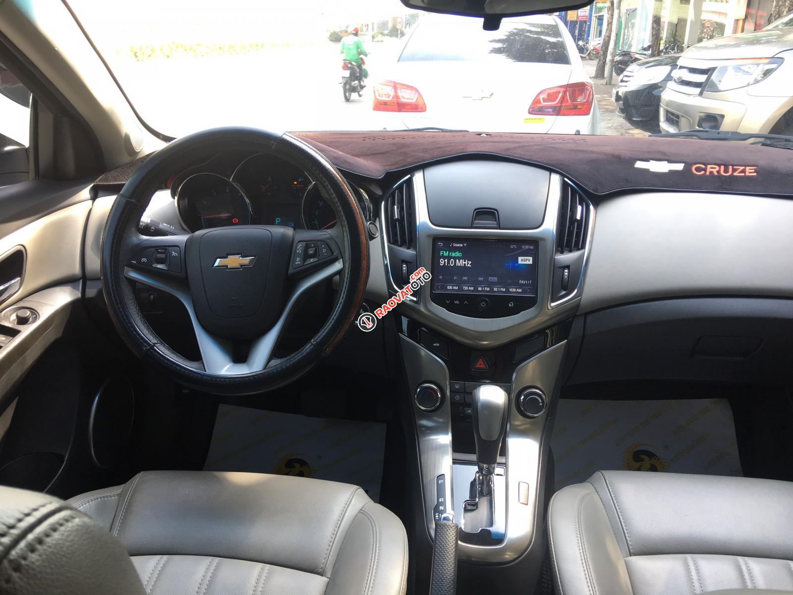 Bán Chevrolet Cruze 1.8 LTZ 2016, màu trắng, giá tốt-4