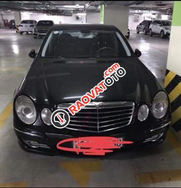 Bán xe Mercedes E200 đời 2008, màu đen, đi 120000km-0
