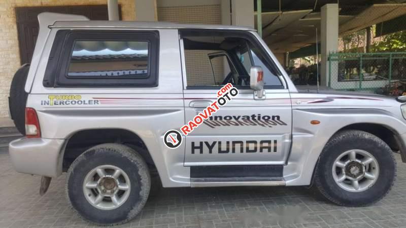 Bán ô tô Hyundai Galloper 2004, màu bạc, nhập khẩu nguyên chiếc-1