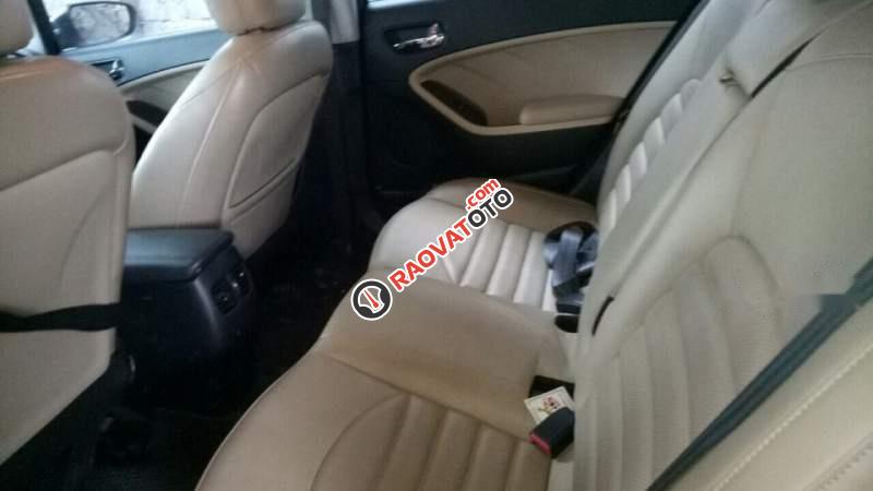 Cần bán lại xe Kia Cerato MT sản xuất 2017, màu đen, xe mua từ mới-0