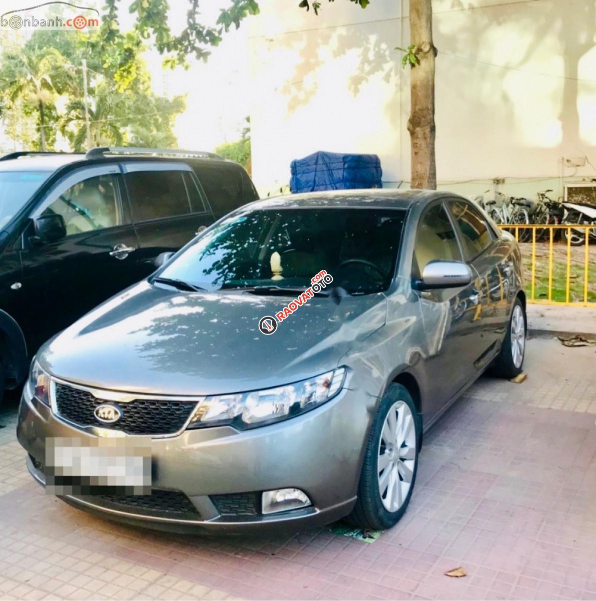 Cần bán lại xe Kia Forte AT sản xuất năm 2011, màu xám xe gia đình -0