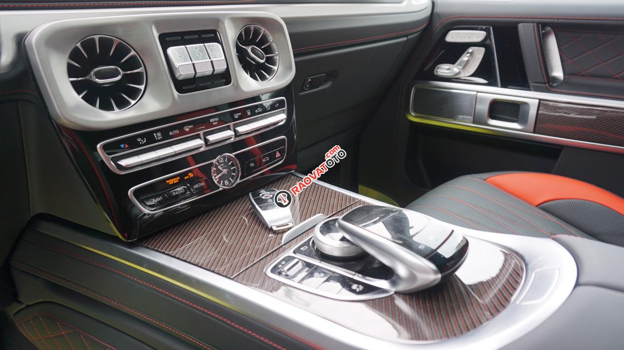 Bán xe Mercedes G63 AMG Normal model 2020, màu đen mới 100%-23