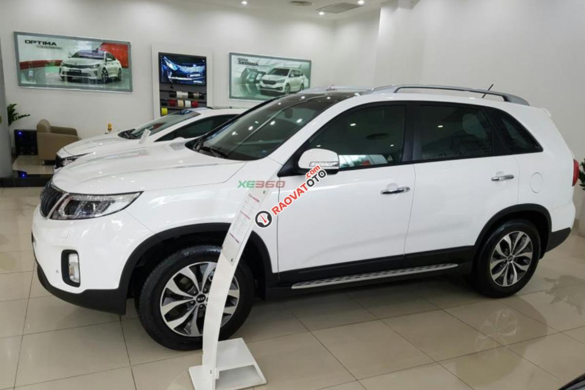 Bán Kia Sorento DATH 2017, hỗ trợ trả góp, giá cạnh tranh. LH 0938217859-0