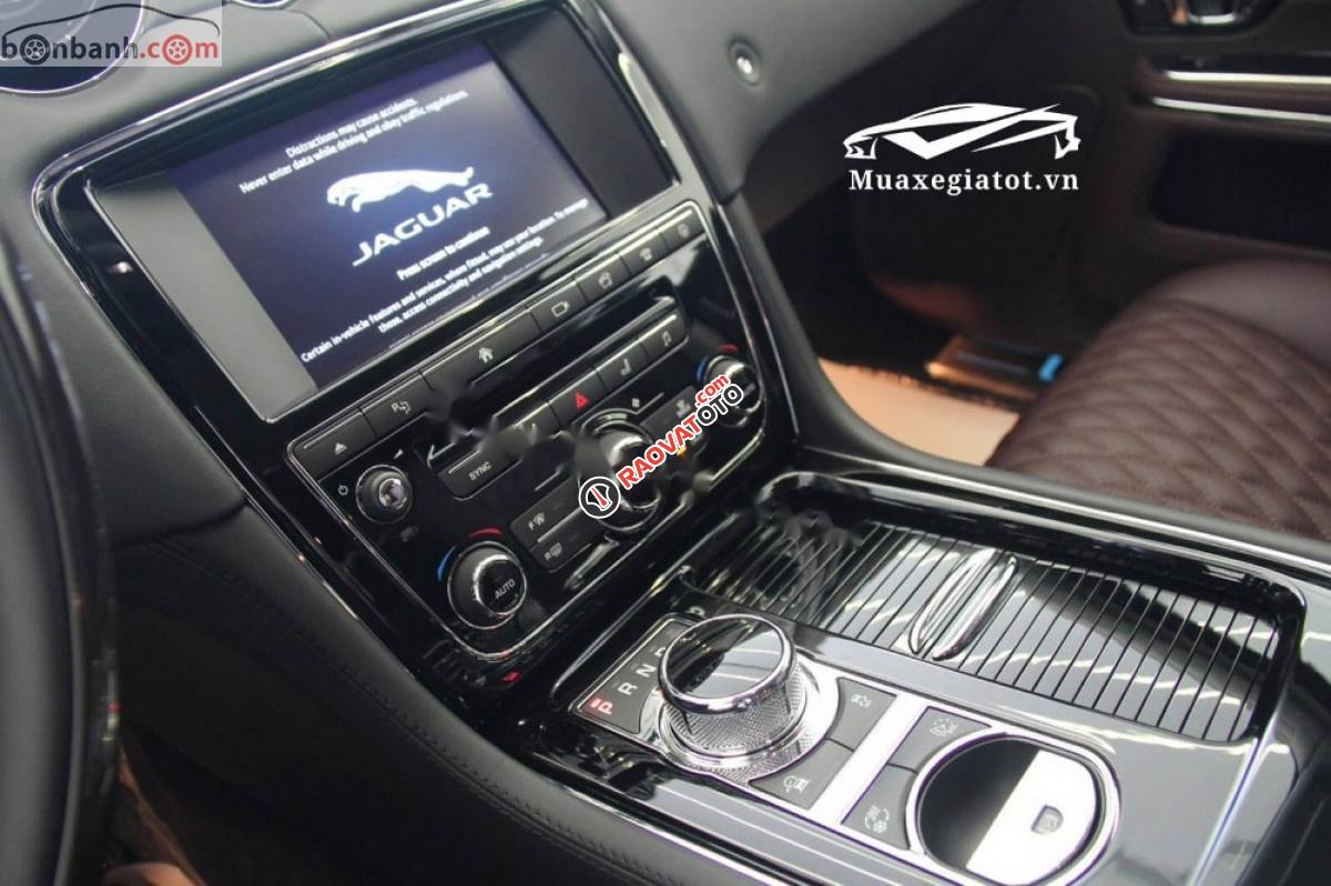 Cần bán lại xe Jaguar XJ series L sản xuất năm 2015, màu đen, nhập khẩu nguyên chiếc-5