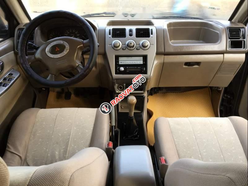 Bán xe Mitsubishi Jolie Limited 2005, màu đen số sàn, giá tốt-5
