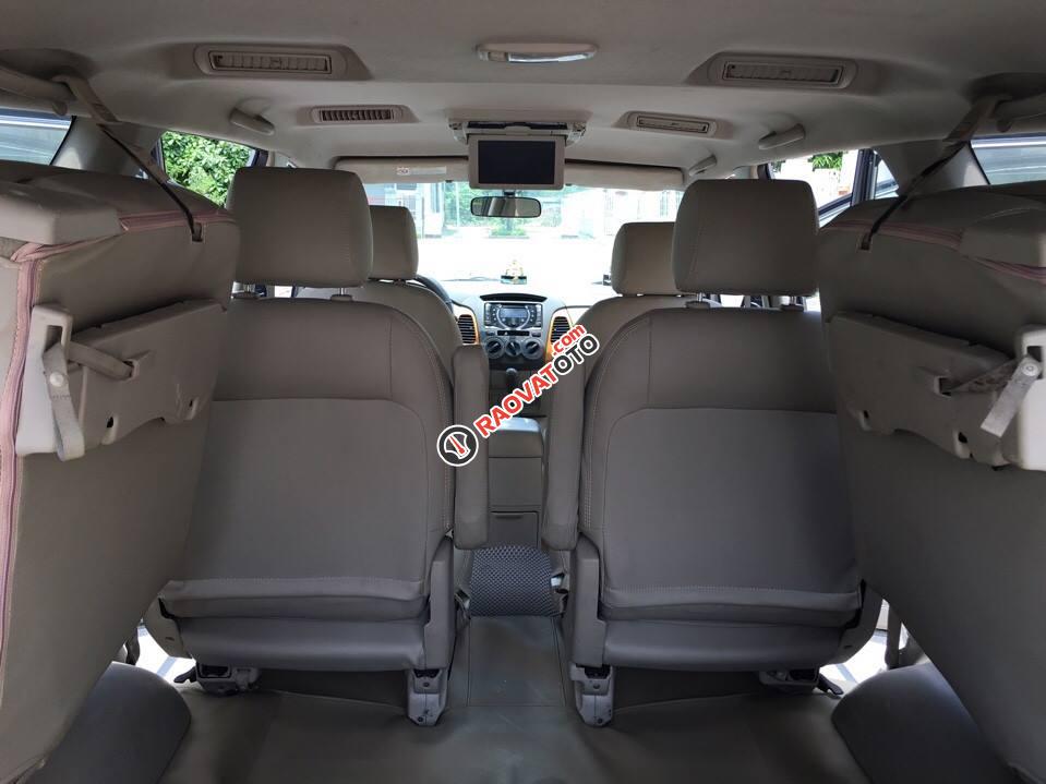 Bán Toyota Innova GSR 2011 xám bạc chính chủ tuyệt vời-1