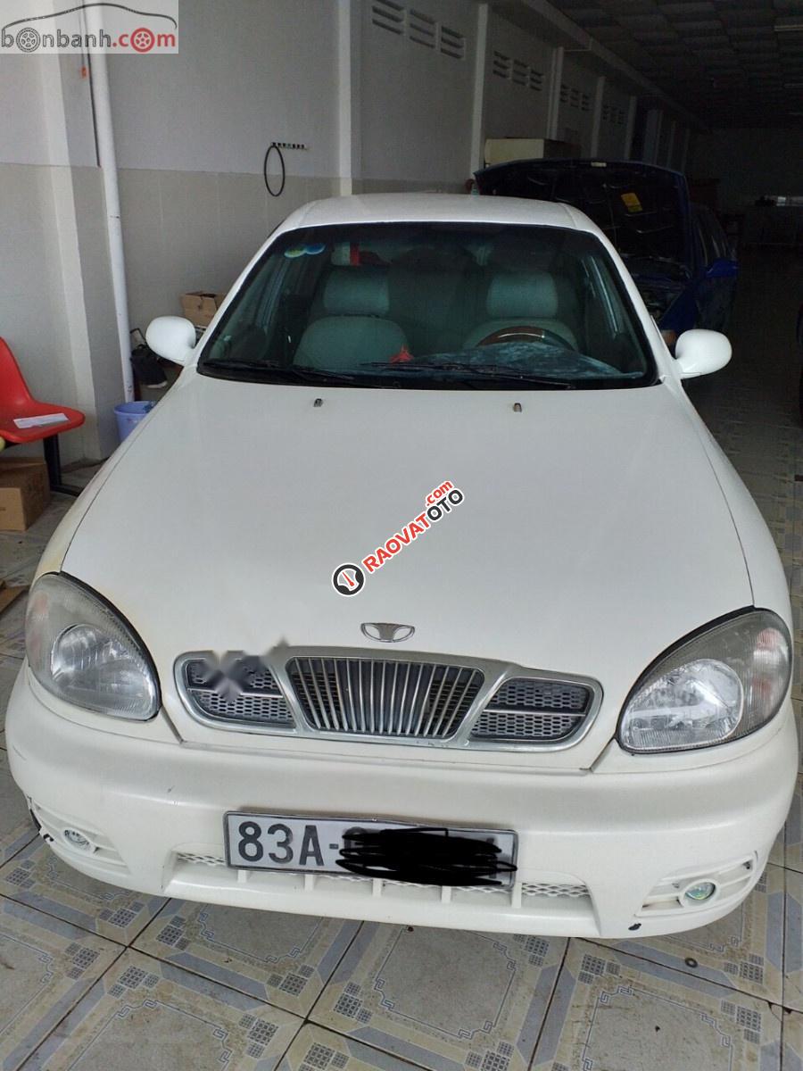 Cần bán gấp Daewoo Lanos đời 2002, màu trắng, xe nhập-1