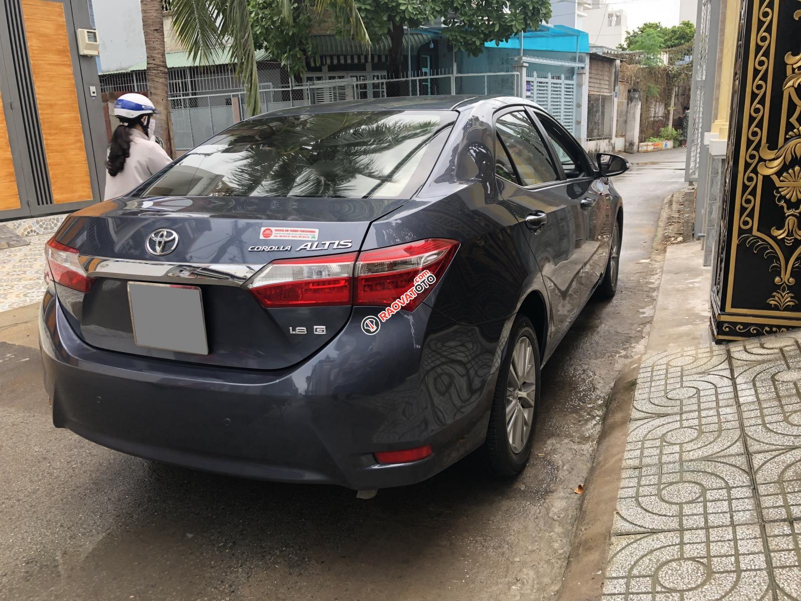 Bán Toyota Altis 2015 số sàn, màu xanh rất đẹp-9