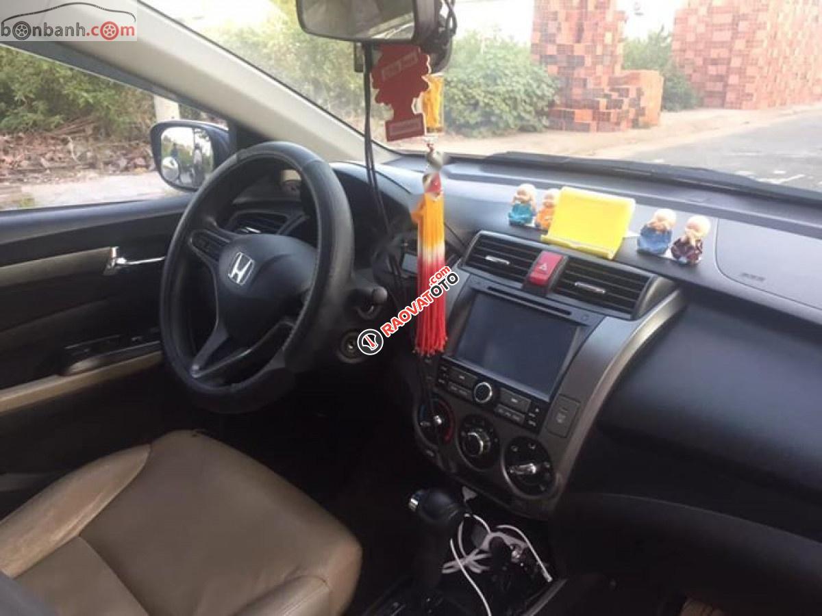 Bán Honda City 1.5 AT sản xuất năm 2013, màu bạc số tự động -3