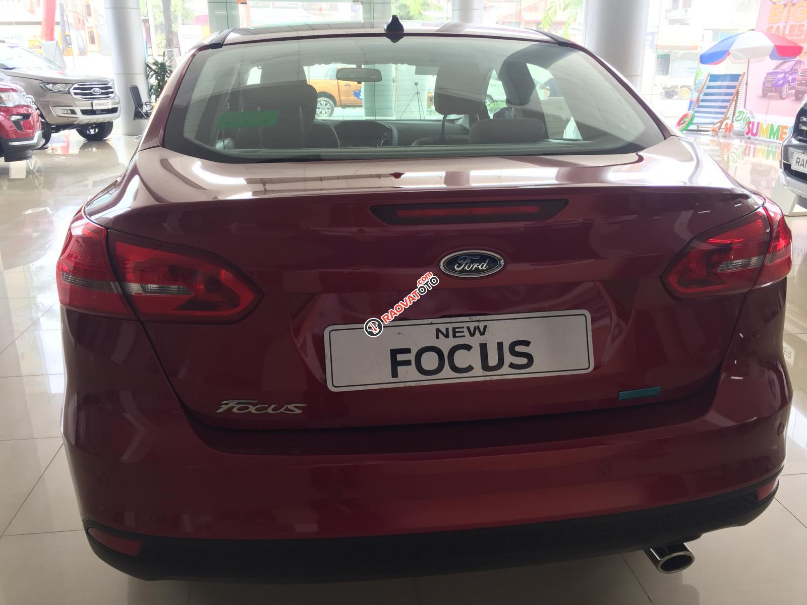 Bán Ford Focus Trend Sedan mới 100% giá bán 565TR, KM phụ kiện-3