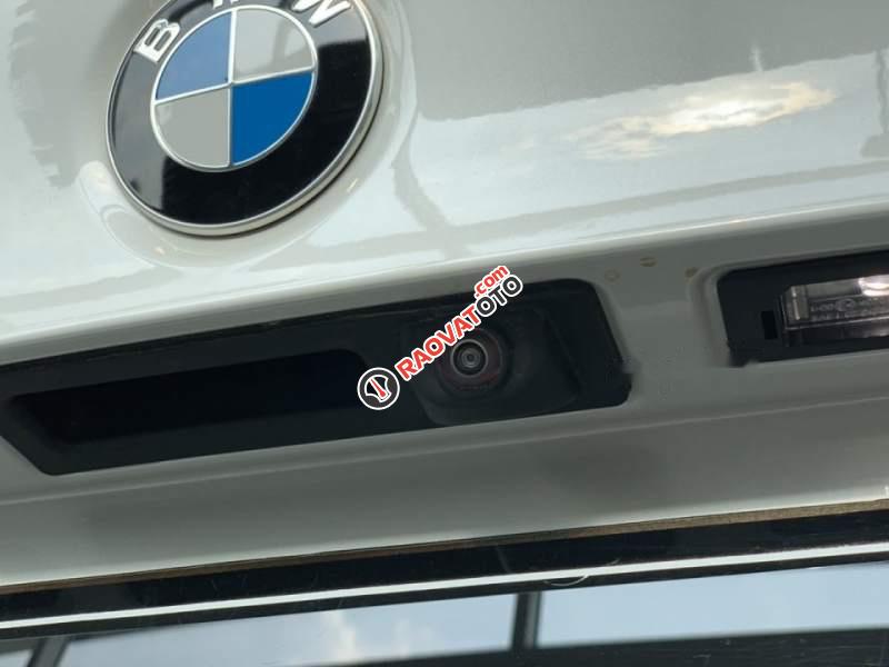 Bán BMW 218i sản xuất năm 2019, màu trắng, nhập khẩu -5