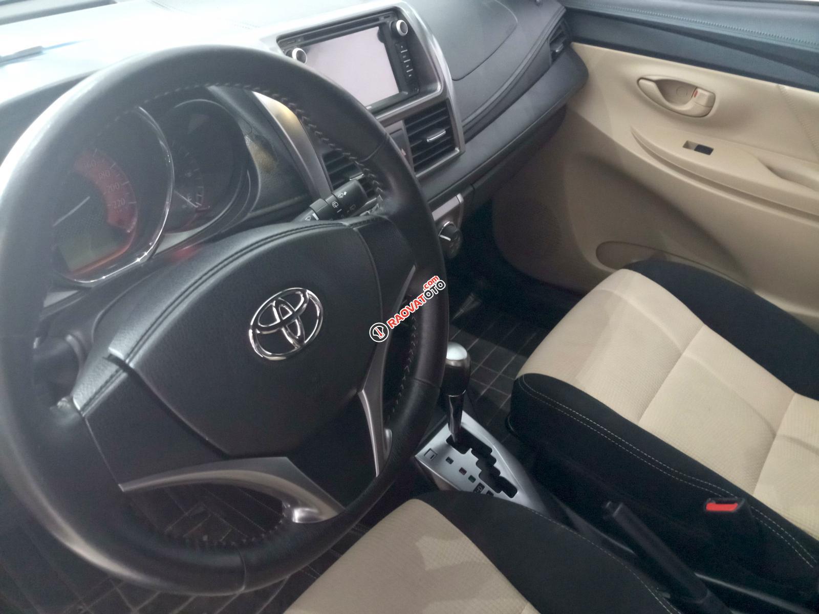 Bán Toyota Yaris đời 2015, màu xám (ghi), xe nhập Thái-0