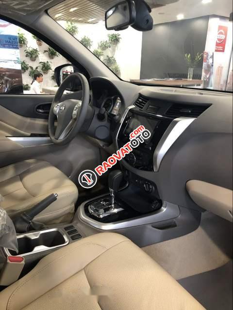 Bán Nissan Navara Premium VL năm sản xuất 2019, màu nâu-2