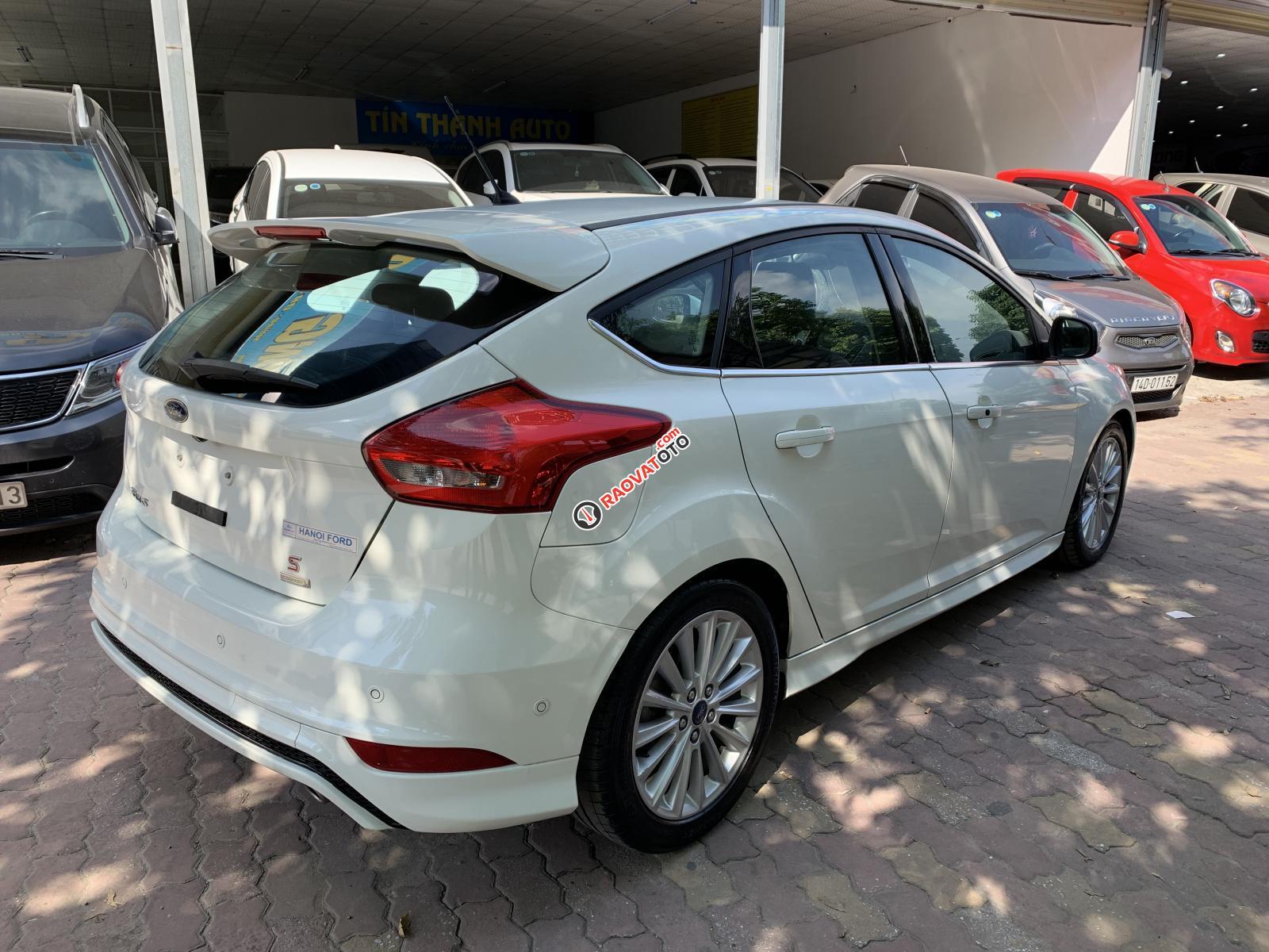 Bán Ford Focus 1.5L Sport Ecoobost đời 2017, màu trắng-2