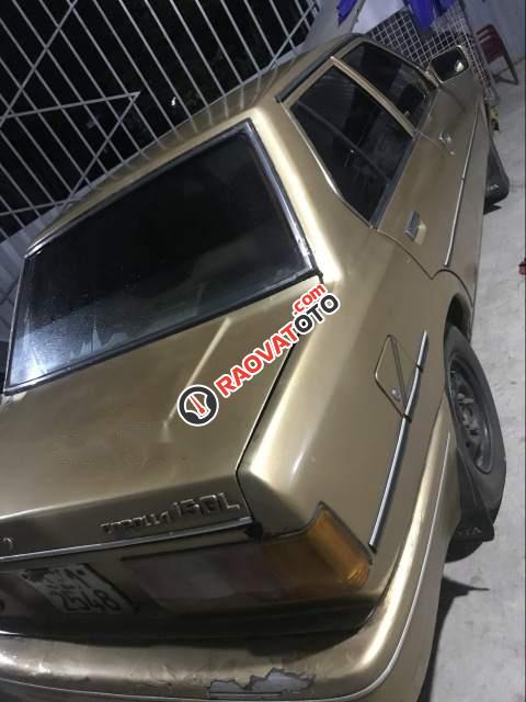 Cần bán lại xe Toyota Corolla 1981, màu vàng, máy êm không đâm đụng-1