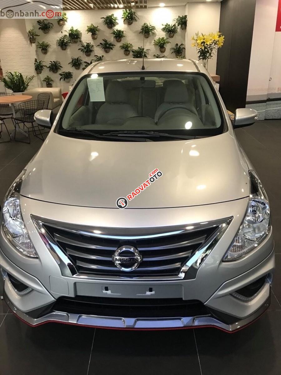 Cần bán xe Nissan Sunny XV Premium đời 2019, màu bạc -1
