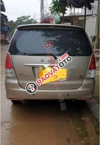 Gia đình cần bán xe Toyota Innova G màu vàng cát, đời 2010 bản SR, biển Hà Nội-3