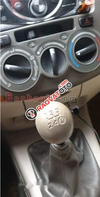 Gia đình cần bán xe Toyota Innova G màu vàng cát, đời 2010 bản SR, biển Hà Nội-4