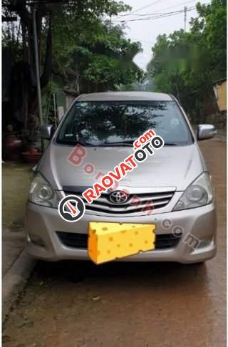 Bán Toyota Innova G SR đời 2010, màu bạc, giá chỉ 420 triệu-0