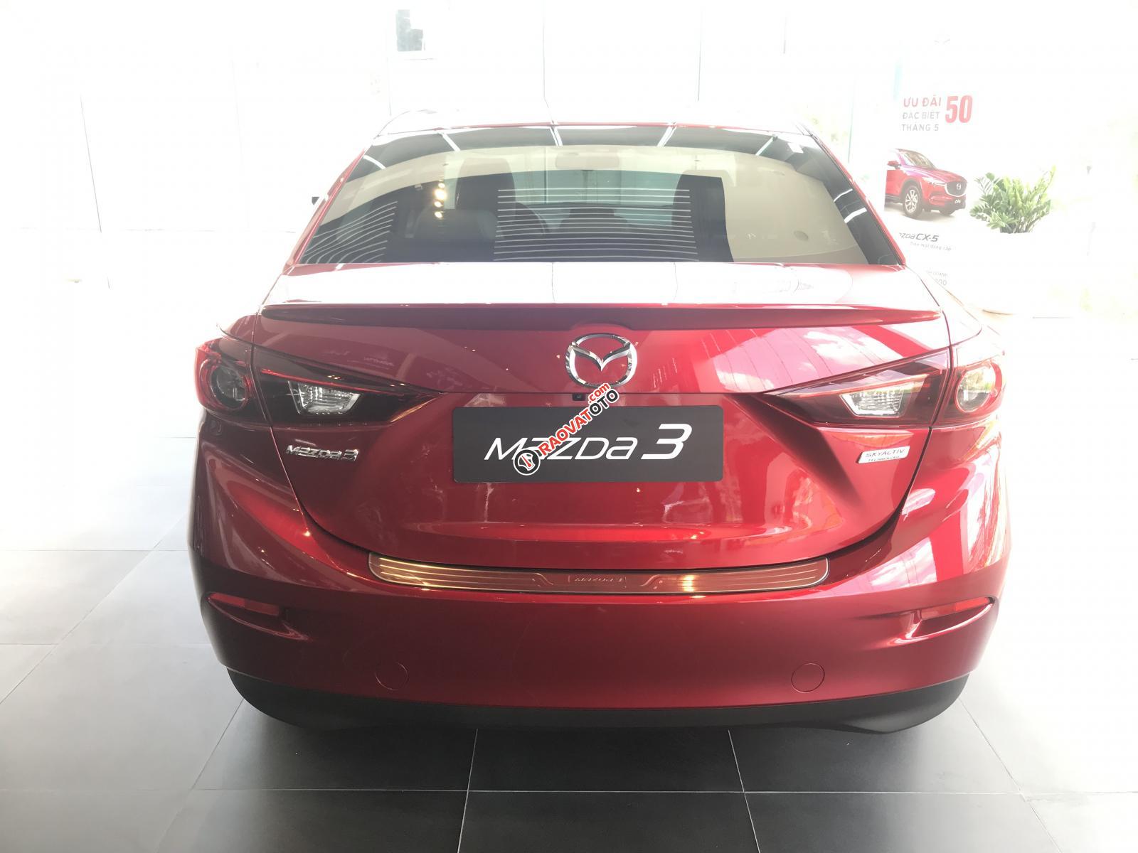 Mazda 3 1.5L SD 2019 ưu đãi full phụ kiện, tặng kèm BHVC, hỗ trợ vay 85%, LH: 0376684593-2