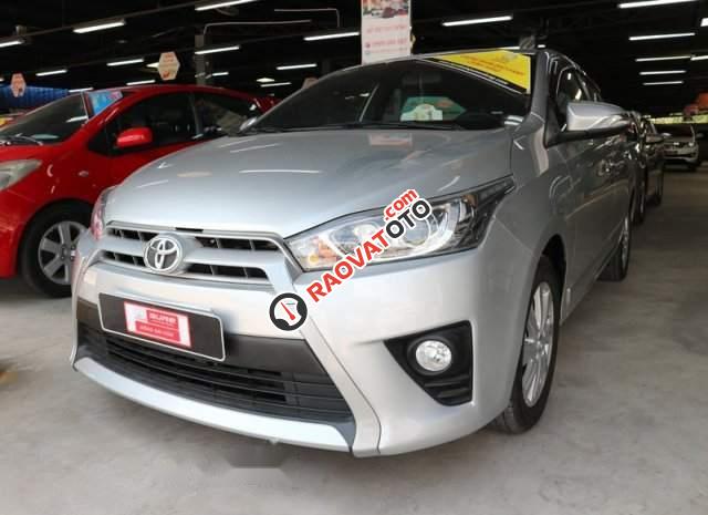 Bán Toyota Yaris đời 2016, màu bạc, nhập khẩu, giá tốt-0
