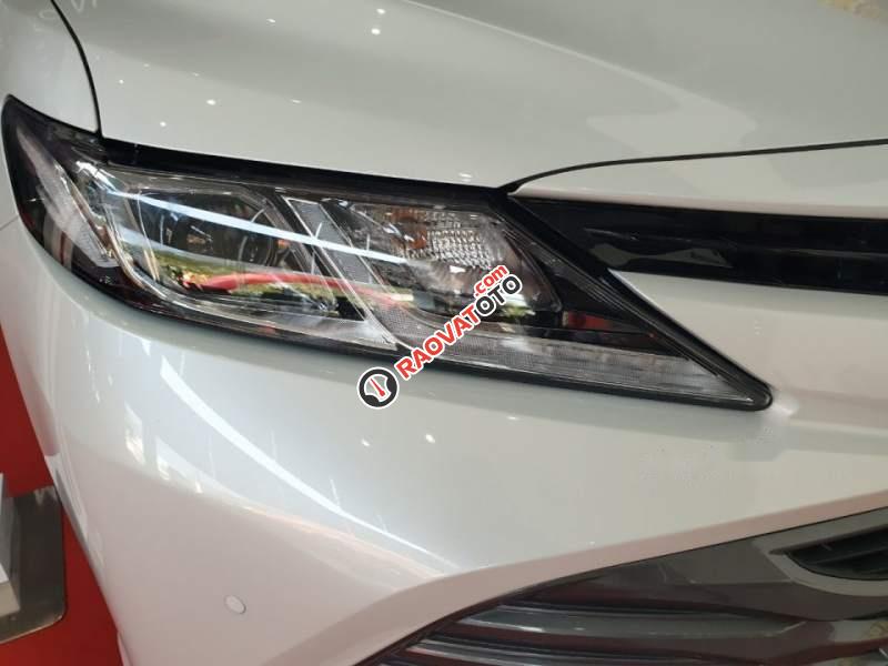 Bán Toyota Camry 2019 nhập khẩu Thái Lan - thiết kế hoàn toàn mới đẳng cấp sang trọng-1