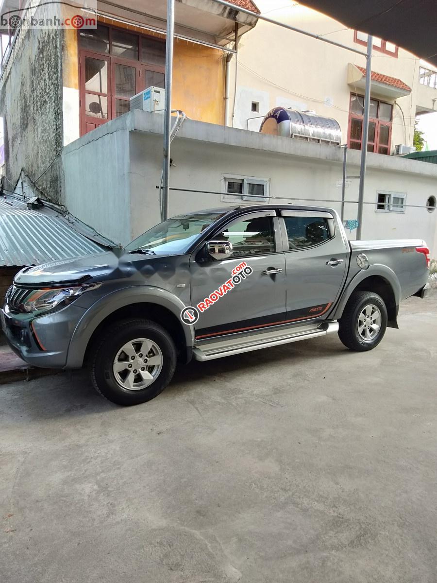 Cần bán lại xe Mitsubishi Triton AT năm 2017, màu xám, xe nhập chính chủ, giá chỉ 535 triệu-2