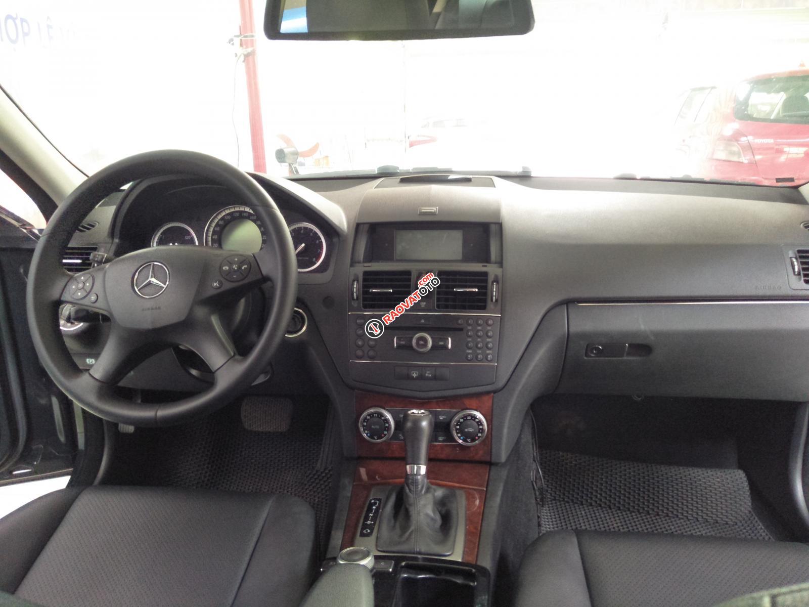 Cần bán xe Mercedes C200 năm 2008, màu đen, nhập khẩu nguyên chiếc-7