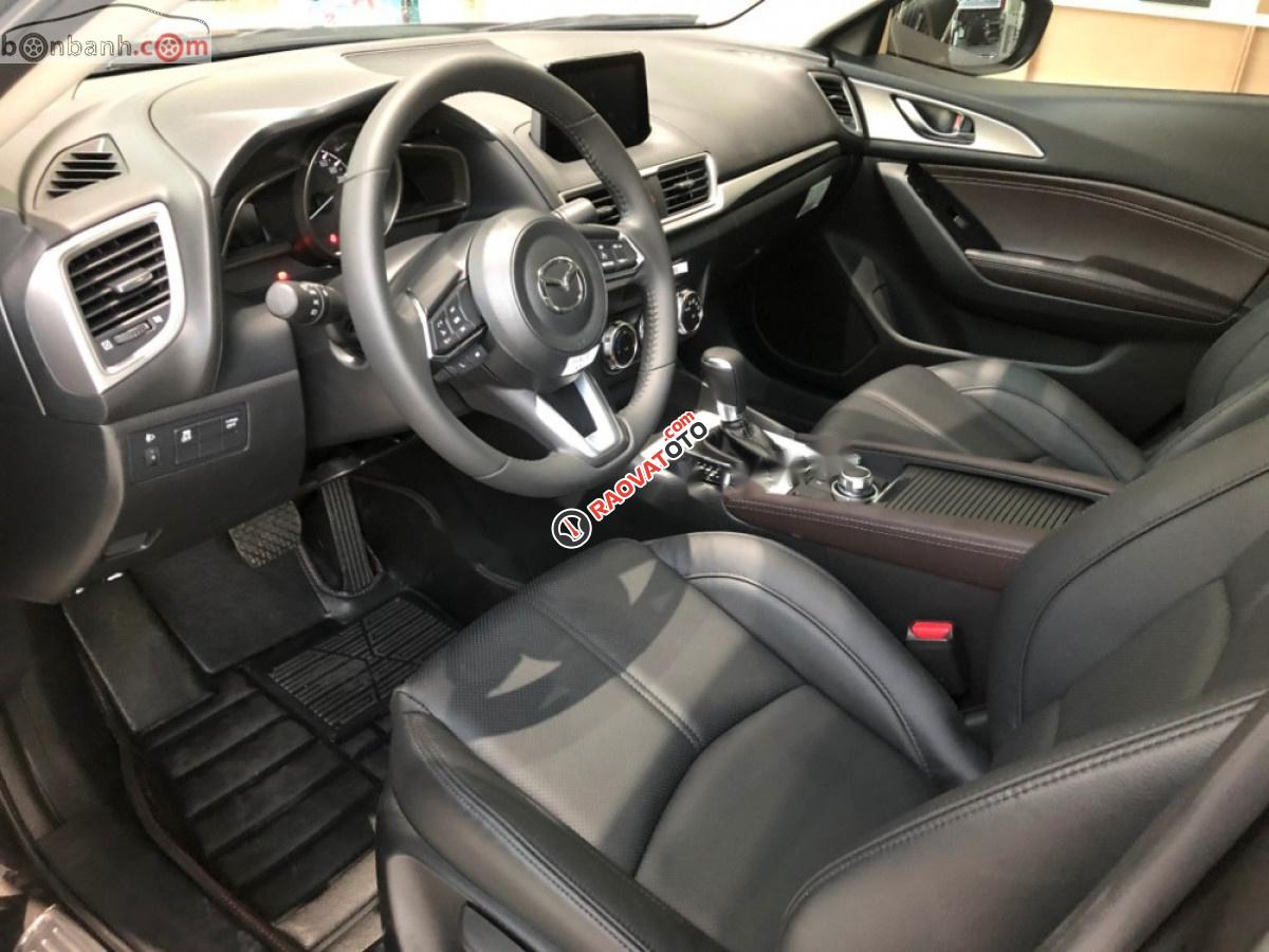 Bán Mazda 3 Luxury đời 2019, màu xám-4