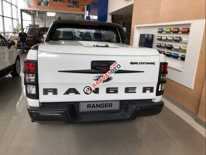 Bán Ford Ranger Wildtrak 2.0l AT 4x4 đời 2018, màu trắng, xe nhập  -3