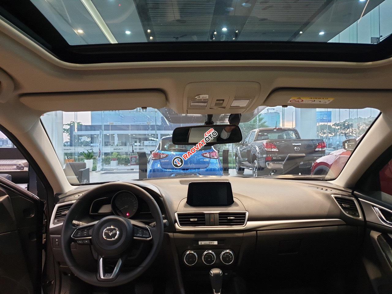 Mazda 3 2019 ưu đãi khủng lên đến 25 triệu - LH: 0909272088-4