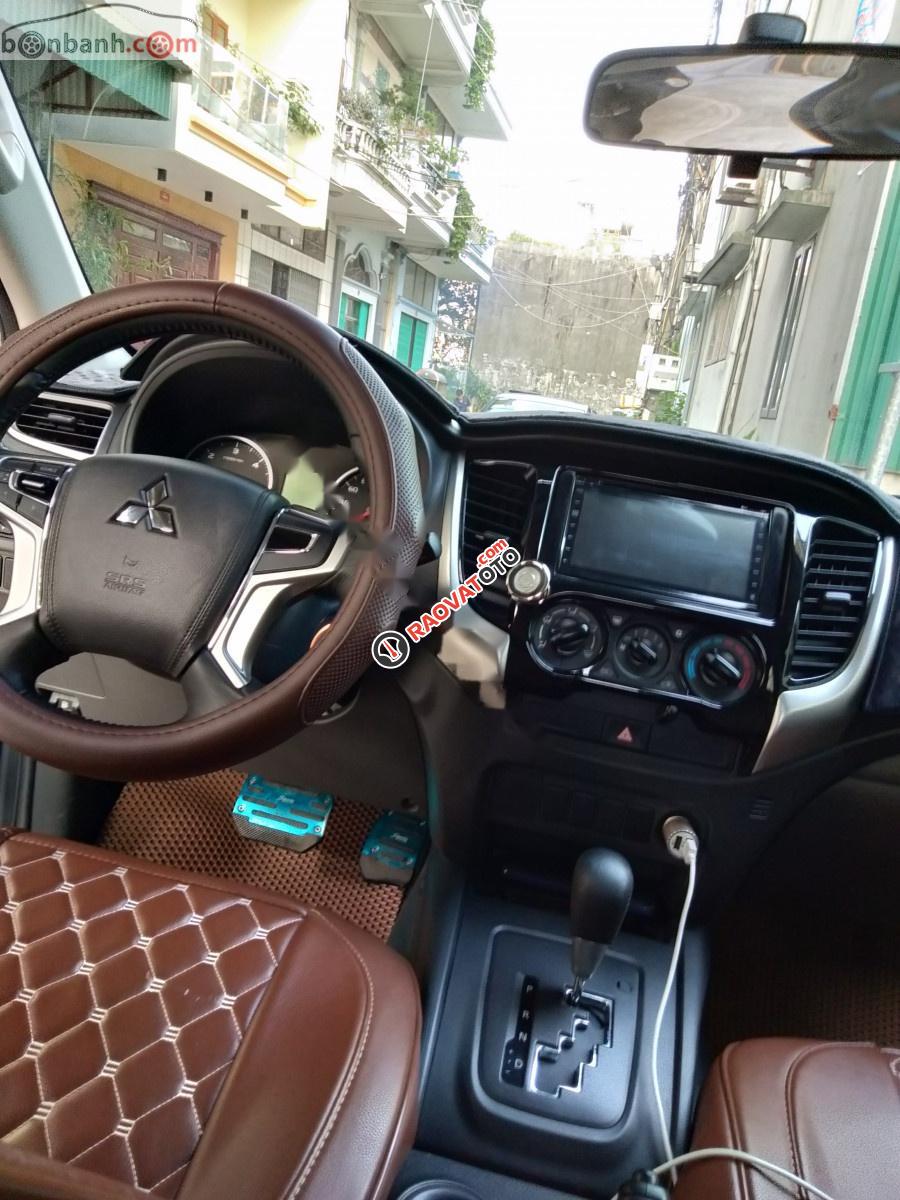 Cần bán lại xe Mitsubishi Triton AT năm 2017, màu xám, xe nhập chính chủ, giá chỉ 535 triệu-3
